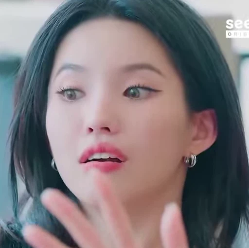 😱 Стикер «Soyeon (G)I-DLE» для Telegram