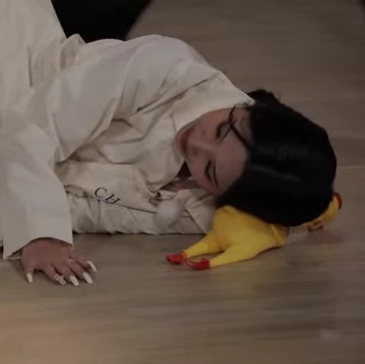 🦆 Стикер «Soyeon (G)I-DLE» для Telegram
