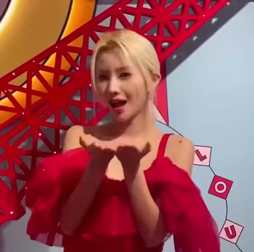❤️ Стикер «Soyeon 2 (G)I-DLE» для Telegram