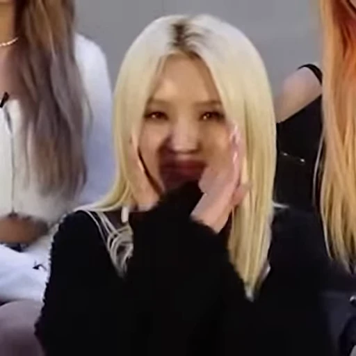 🙅‍♀️ Стикер «Soyeon 2 (G)I-DLE» для Telegram