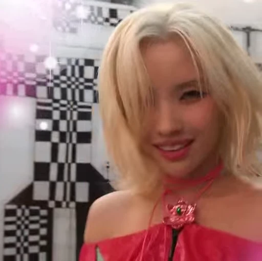 💗 Стикер «Soyeon 2 (G)I-DLE» для Telegram