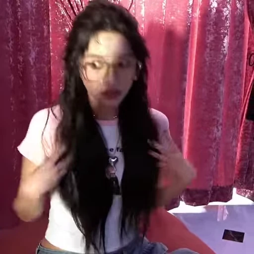 😲 Стикер «Soyeon 4 (G)I-DLE» для Telegram