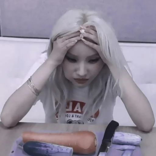 🍭 Стикер «soyeon Чон Со Ён» для Telegram