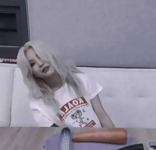 🍭 Стикер «soyeon Чон Со Ён» для Telegram