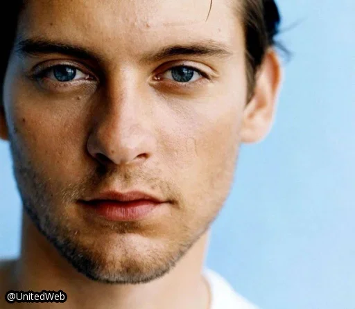 😎 Стикер «Spiderman Tobey Maguire» для Telegram