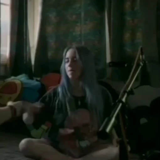 🧷 Стикер «Billie Eilish» для Telegram