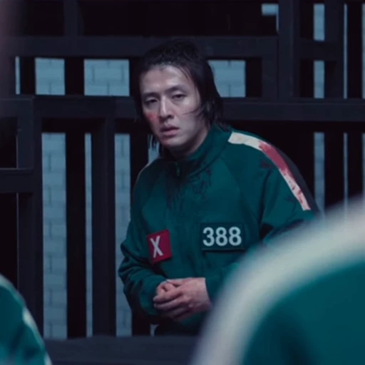⚓️ Стикер «Squid Game 3 Player 388» для Telegram