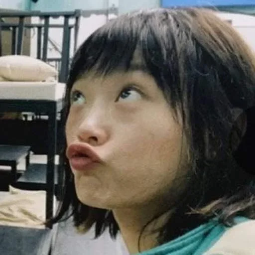 😙 Стикер «Squid Game Emotions» для Telegram