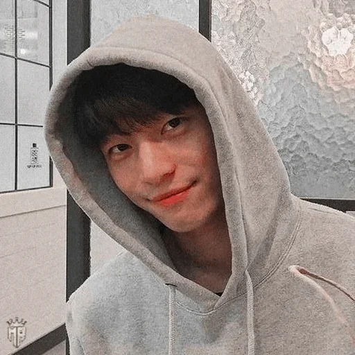🅾️ Стикер «Squid Game Mythic» для Telegram