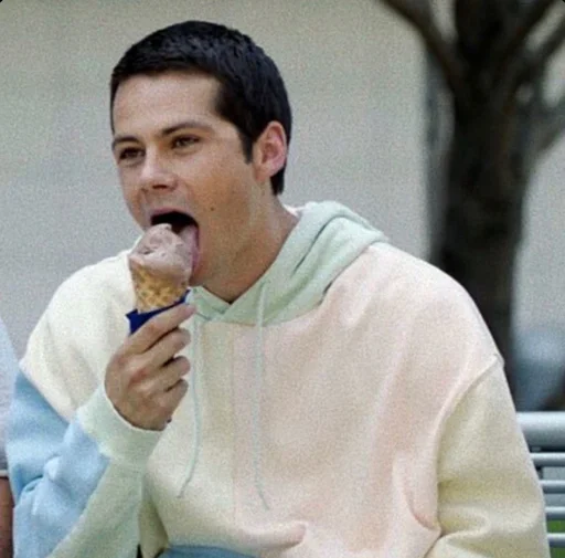 🍦 Стикер «немного Дилана» для Telegram