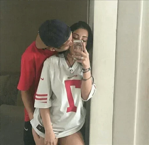 💋 Стикер «Love pack 8» для Telegram