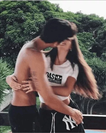 💋 Стикер «Love pack 8» для Telegram