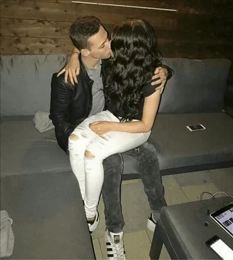 💋 Стикер «Love pack 8» для Telegram