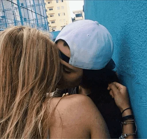 💋 Стикер «Love pack 8» для Telegram