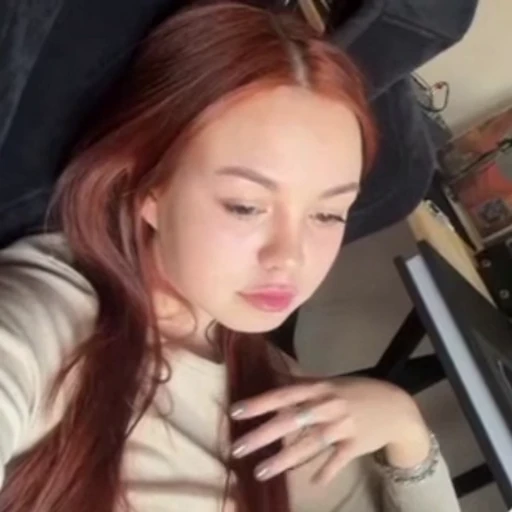😔 Стикер «NEKSUSHA» для Telegram