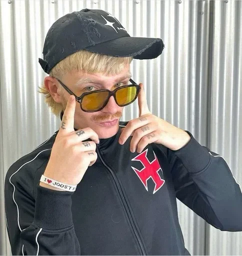 🎀 Стикер «Йост Клейн» для Telegram