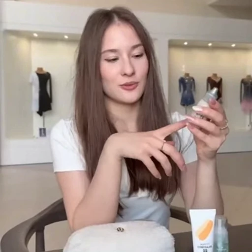 🤩 Стикер «Софья Акатьева» для Telegram