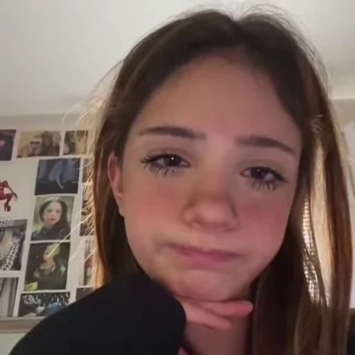🥺 Стикер «Girls Девушки» для Telegram