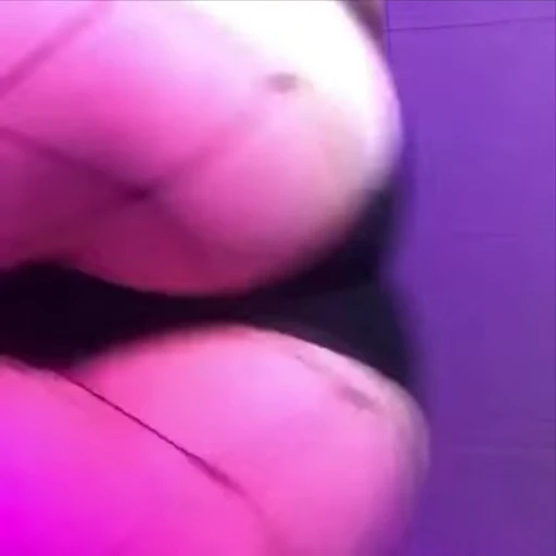 🍑 Стикер «Girls Девушки» для Telegram