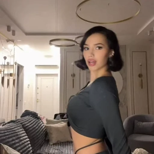 🤩 Стикер «Алина Загитова» для Telegram