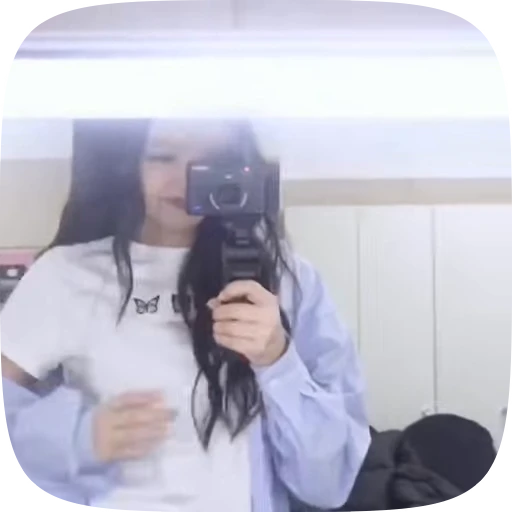 🧟 Стикер «} jennie» для Telegram