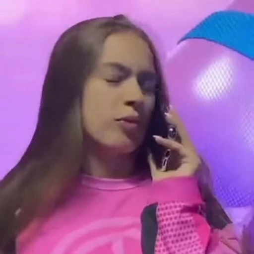 🤨 Стикер «Maybe Baby» для Telegram