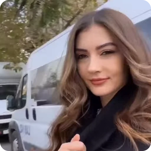 🤍 Стикер «Бурджу Озберк» для Telegram