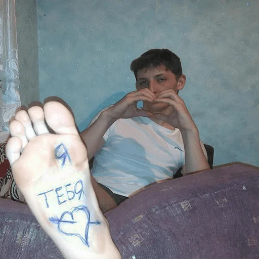 ❤️ Стикер «чикибамбони» для Telegram