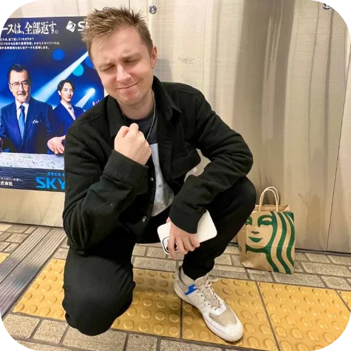 👾 Стикер «стинтикш» для Telegram