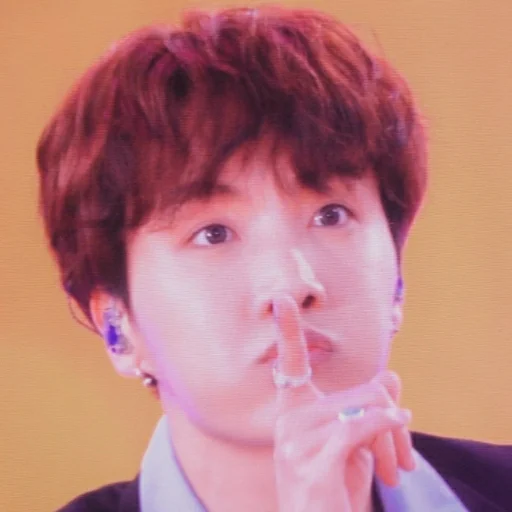 🍓 Стикер «bts jhope» для Telegram