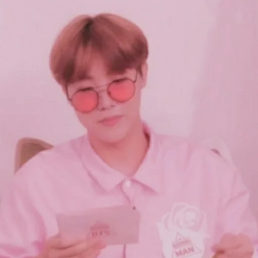 🍓 Стикер «bts jhope» для Telegram