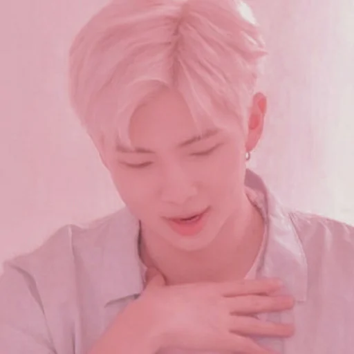 🍓 Стикер «Strawberry Namjoon» для Telegram