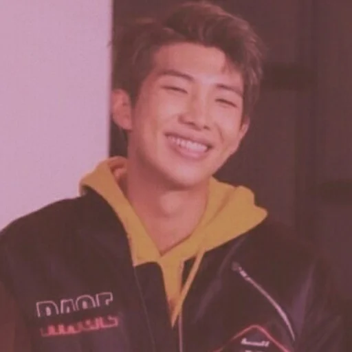 🍓 Стикер «Strawberry Namjoon» для Telegram