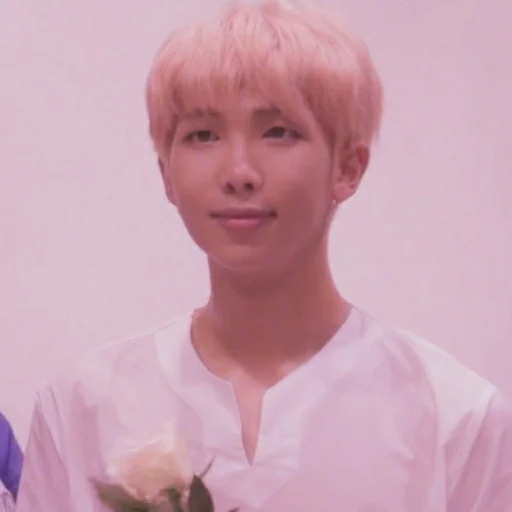 🍓 Стикер «Strawberry Namjoon» для Telegram