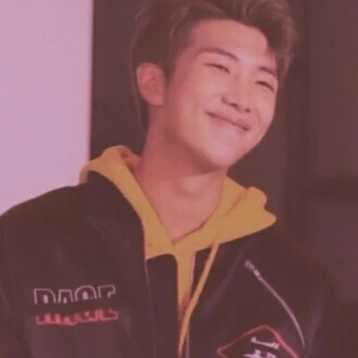 🍓 Стикер «Strawberry Namjoon» для Telegram