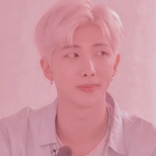 🍓 Стикер «Strawberry Namjoon» для Telegram