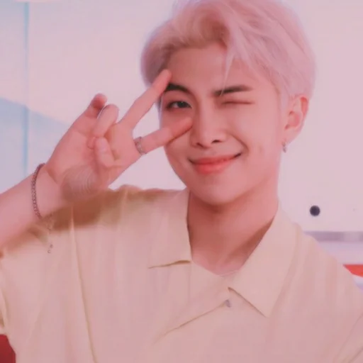 🍓 Стикер «Strawberry Namjoon» для Telegram