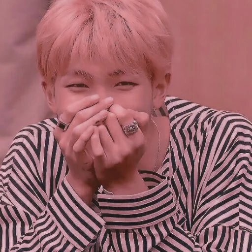 🍓 Стикер «Strawberry Namjoon» для Telegram