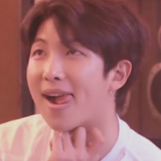 🍓 Стикер «Strawberry Namjoon» для Telegram