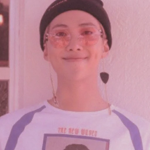 🍓 Стикер «Strawberry Namjoon» для Telegram