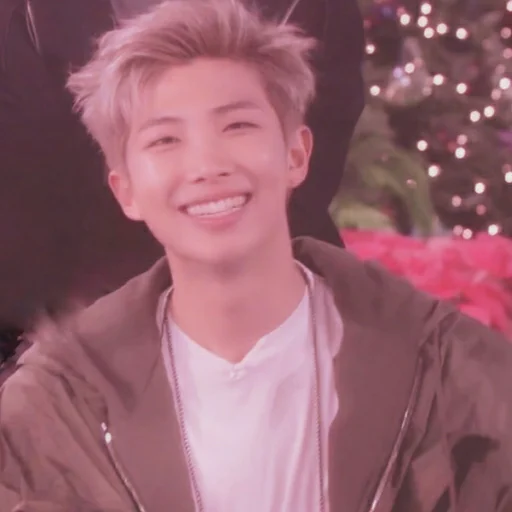 🍓 Стикер «Strawberry Namjoon» для Telegram
