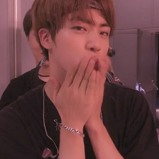 🍓 Стикер «Strawberry Seokjin» для Telegram