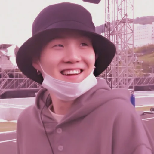 🍓 Стикер «Strawberry Suga» для Telegram