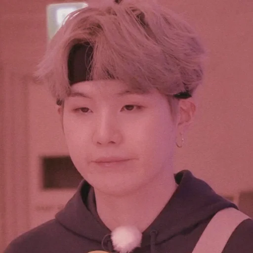 🍓 Стикер «Strawberry Suga» для Telegram