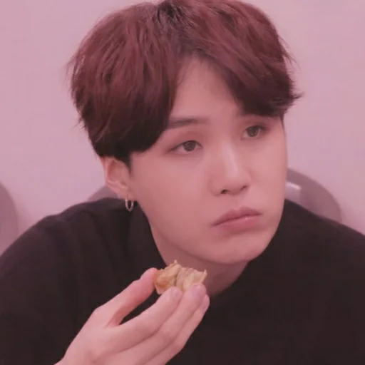 🍓 Стикер «Strawberry Suga» для Telegram