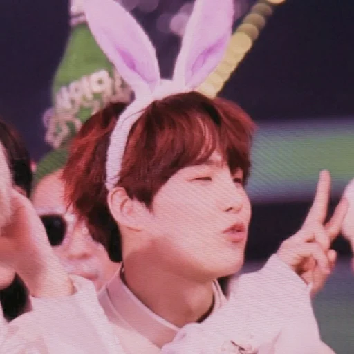 🍓 Стикер «Strawberry Suga» для Telegram