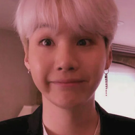 🍓 Стикер «Strawberry Suga» для Telegram