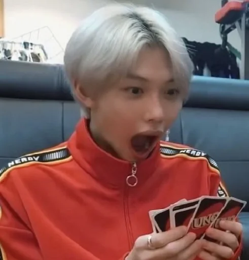 😱 Стикер «SKZ» для Telegram