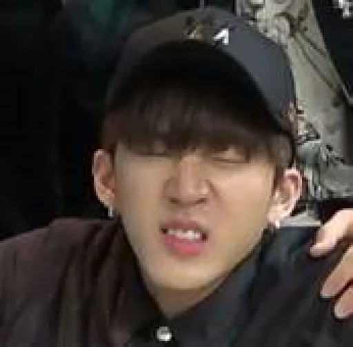 😣 Стикер «stan straykids» для Telegram