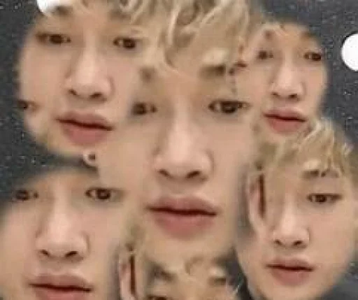 🤔 Стикер «stan straykids» для Telegram